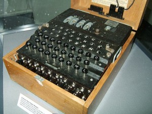 Naval Enigma machine with 4 rotors. Source: https://www.flickr.com/photos/oxborrow/37527527/