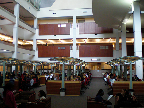 The main floor of the UNLV Lied Library