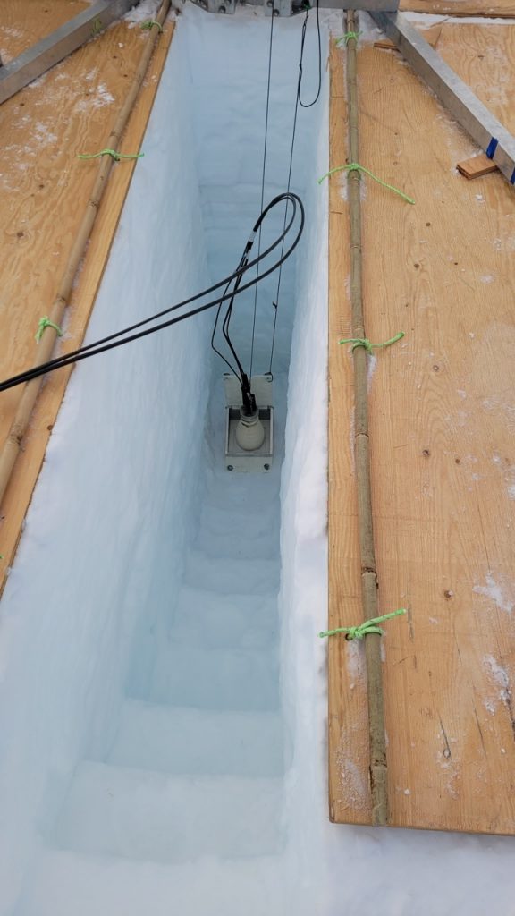firn air sampling devide