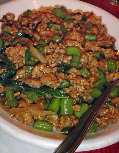 ground pork sauteed with green beans, onions and Thai basil