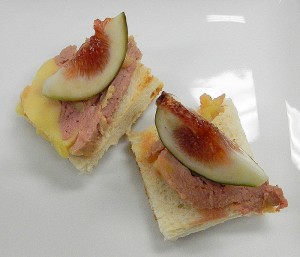 Foie gras on toasts with fresh fig