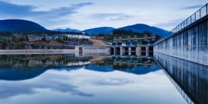 Kootenay Dam in, South Slocan, British Columbia. http://i.huffpost.com/gen/1483537/thumbs/o-BC-HYDRO-DAM-facebook.jpg
