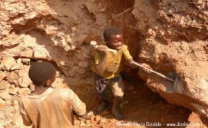 Children under the age of 10 in the Coltan mines in Katanga