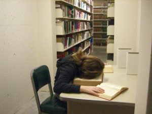 A student napping in a library. Source: Flickr Creative Commons. Image by: umjanedoan 