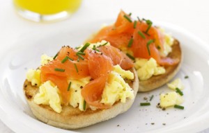 scrambled-eggs-smoked-salmon