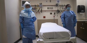 heres-how-a-dallas-hospital-allegedly-botched-the-care-of-the-first-ebola-patient