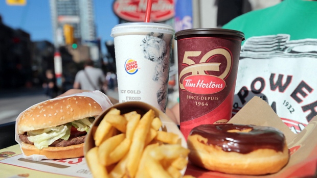 Ações do Burger King e da Tim Hortons sobem quase 20% com possível fusão