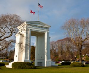 Peace_arch_Canada-US_border