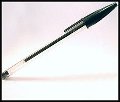 Who invented deals the ballpoint pen