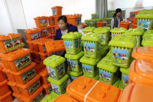 Vendors prepare storage ahead of the "holiday"