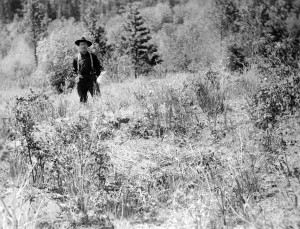 James Skitt, Matthews, Major. Indian Potlatch Alert Bay, B.C. 1938. Photograph. searcharchives.vancouver.ca. Web. 18 June. 2014. 