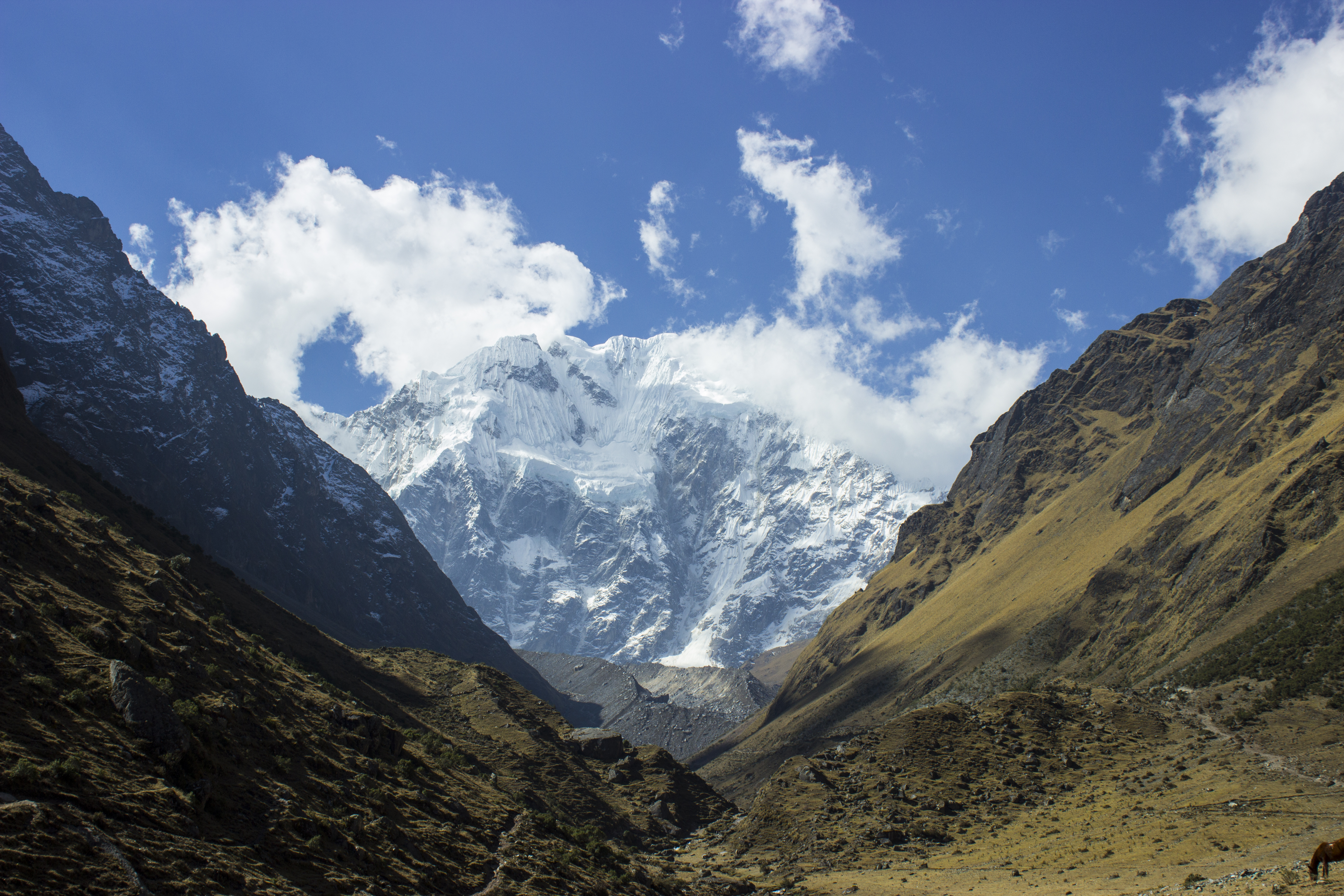 Nevada Salkantay, Salkantay trek into Machu Picchu